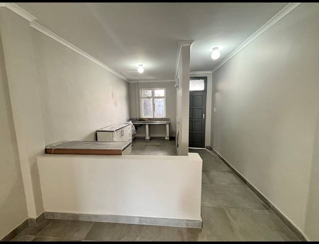 3 BEDROOM FLAT TO LET IN SEA VIEW
